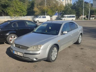 Ford Mondeo foto 6