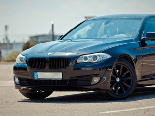 BMW 5 Series foto 3