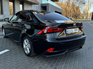 Lexus IS Series foto 3