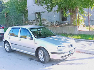 Volkswagen Golf foto 2