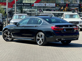 BMW 7 Series foto 5