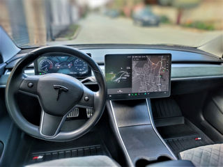 Tesla Model 3 foto 7