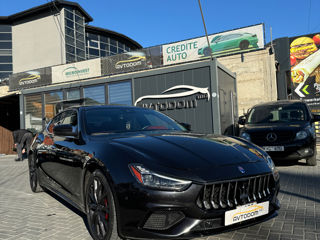 Maserati Ghibli foto 2