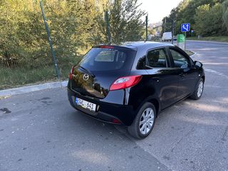 Mazda 2 foto 5