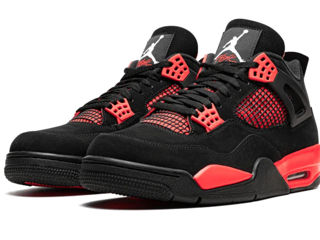 Jordan 4 foto 3