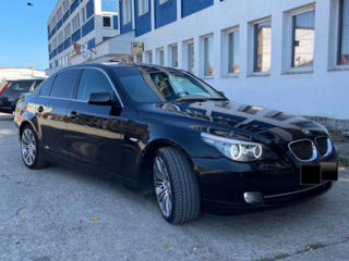 BMW 5 Series foto 2