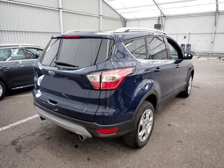 Ford Kuga foto 2