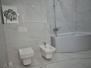 Ofer casa de lux in chirie pe termen scurt direct de la proprietar minim 3 zile. foto 4