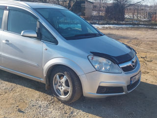 Opel Zafira foto 4