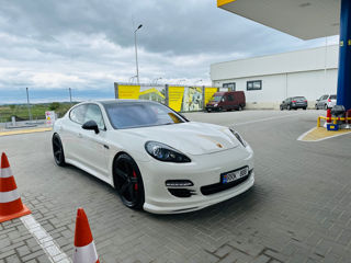 Porsche Panamera foto 2