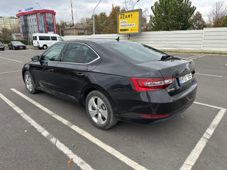 Skoda Superb foto 6