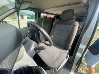 Opel Vivaro foto 8