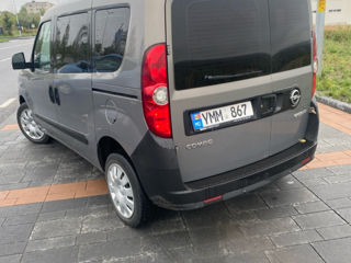 Opel Combo foto 2