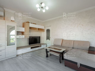 Apartament cu 2 camere, 80 m², Centru, Chișinău foto 7