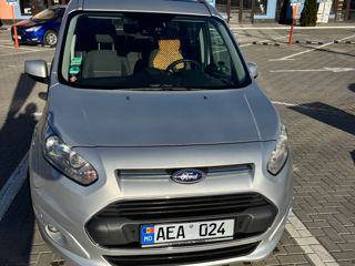 Ford Tourneo Connect foto 2