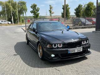 BMW 5 Series foto 6