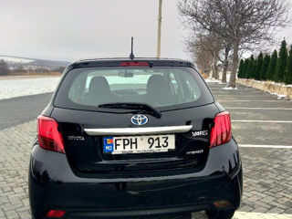 Toyota Yaris foto 4