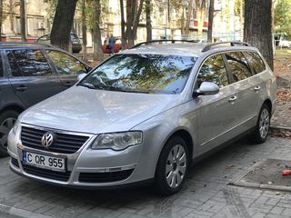 Volkswagen Passat foto 2