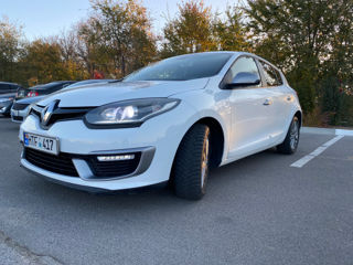 Renault Megane foto 2