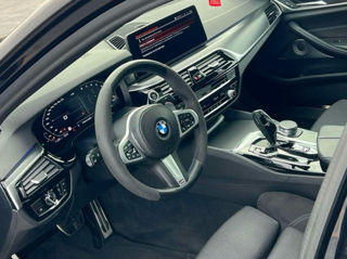 BMW 5 Series foto 6