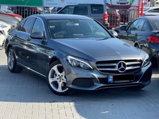 Mercedes C-Class foto 4