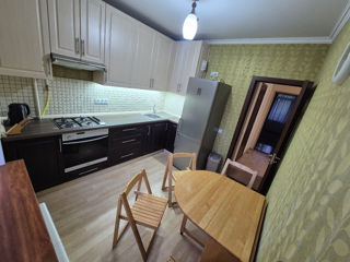 2-комн. кв., 53 м², 3/5 эт.