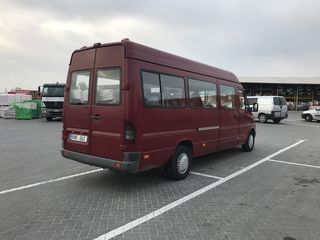 Mercedes 313 foto 3