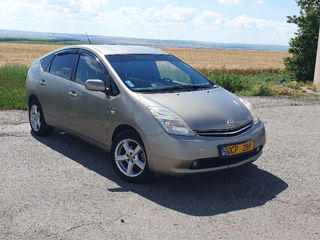 Toyota Prius foto 1