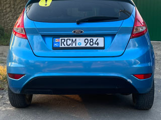 Ford Fiesta foto 5