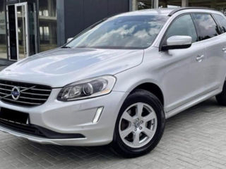 Volvo XC60 foto 2