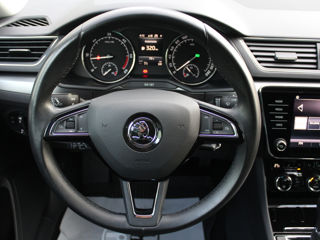 Skoda Superb foto 6