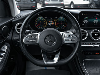 Mercedes GLC foto 12