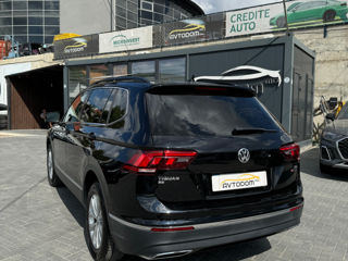 Volkswagen Tiguan foto 3