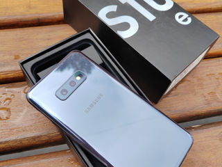 Samsung Galaxy S10e Black