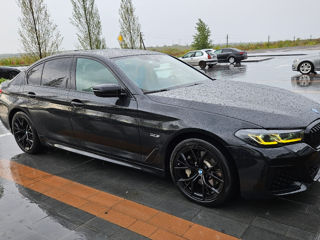 BMW 5 Series foto 14