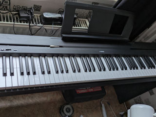 pian digital Yamaha P-45 foto 0