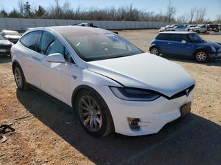 Tesla Model X foto 1