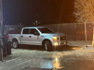 Ford F-150 foto 3