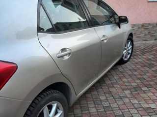 Toyota Auris foto 3