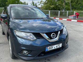 Nissan X-Trail foto 1