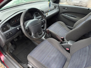 Mazda 323 foto 6