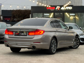 BMW 5 Series foto 3