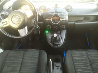 Mazda 2 foto 4