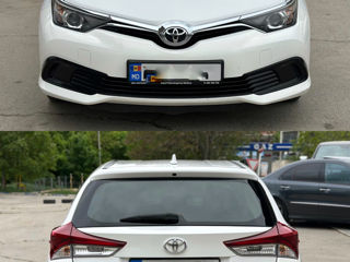 Toyota Auris foto 2