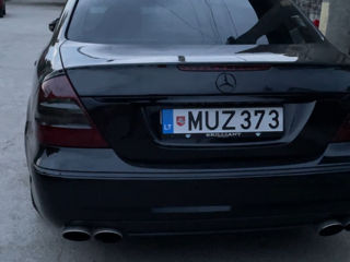 Mercedes E-Class AMG foto 2