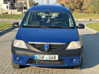 Dacia Logan foto 3