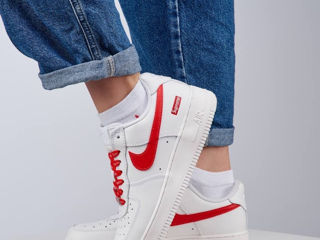 Nike Air Force 1 Low x Supreme White/Red Unisex foto 3