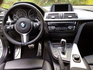 BMW 3 Series foto 2