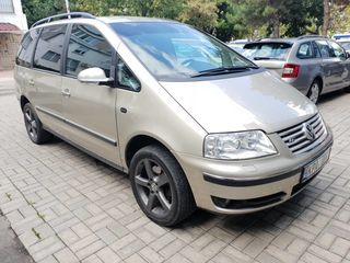 Volkswagen Sharan foto 1