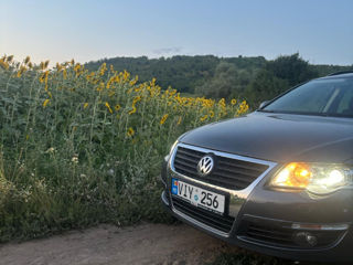 Volkswagen Passat foto 3